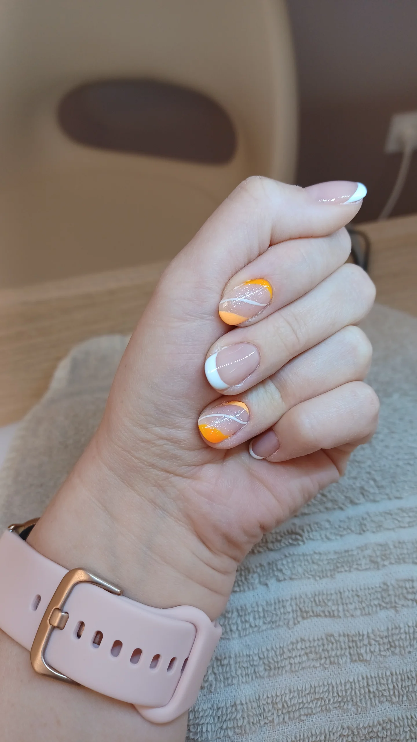 Mains avec vernis 1